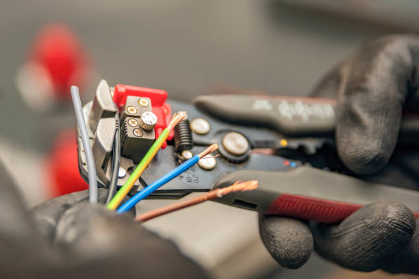 Best Local Electrician Companies  in Coushatta, LA